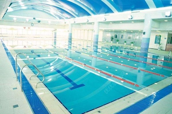 广州一处游泳场增设女性泳道，男性误入将被劝离(2)