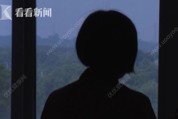 60岁领舞大妈频频尿失禁，医生：跳舞会加重病情(3)