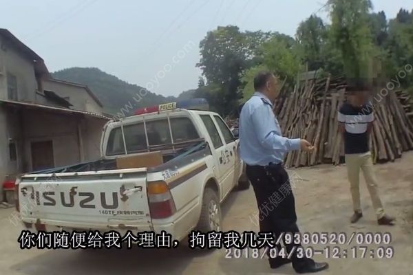 嫌妻吵闹男子求民警拘留，夫妻之间吵架怎么办？(1)